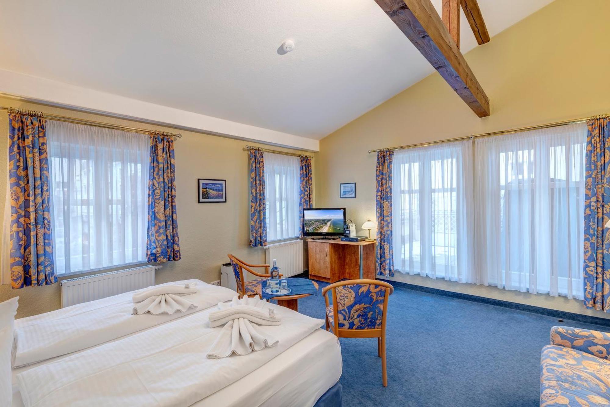 Haus Seeblick Hotel Garni & Ferienwohnungen Цинновиц Экстерьер фото