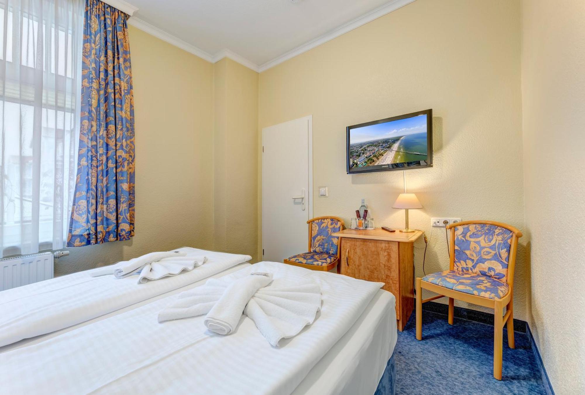 Haus Seeblick Hotel Garni & Ferienwohnungen Цинновиц Экстерьер фото