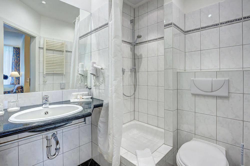 Haus Seeblick Hotel Garni & Ferienwohnungen Цинновиц Экстерьер фото